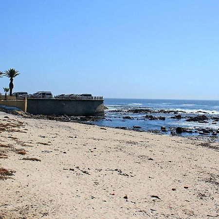 Blue Waters Studio With Sea Views From Balcony Daire Cape Town Dış mekan fotoğraf